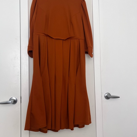 Plus size pleated Brown Dress. Fall Dress - Picture 3 of 3
